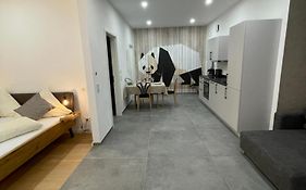 Neue Loft Im Alten Kelterhaus - Urlaub Im Wein- Und Ferienort Bekond